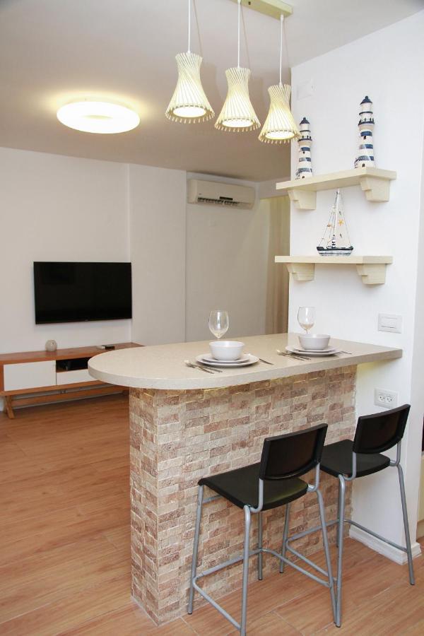 Apartments4You Betti บัตยัม ภายนอก รูปภาพ