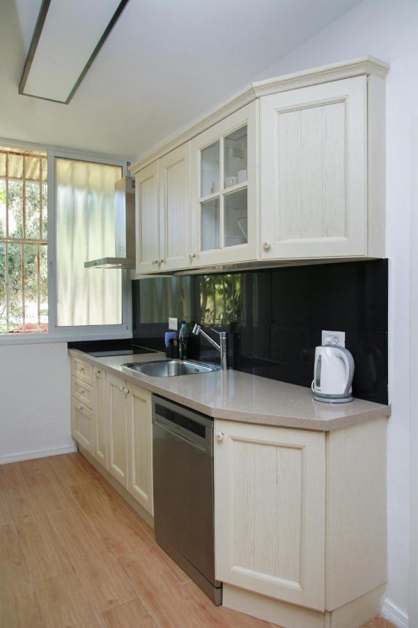 Apartments4You Betti บัตยัม ภายนอก รูปภาพ
