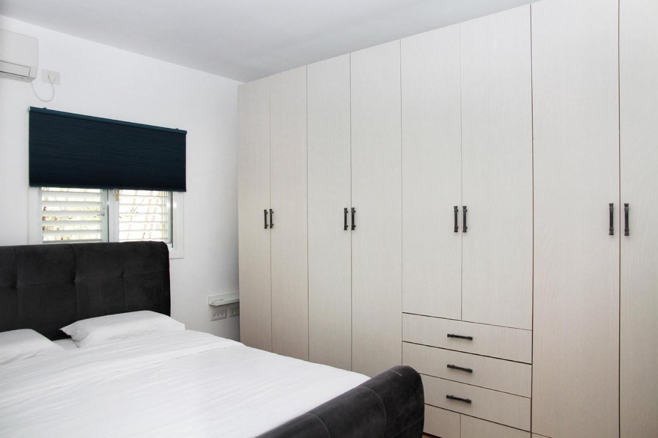 Apartments4You Betti บัตยัม ภายนอก รูปภาพ