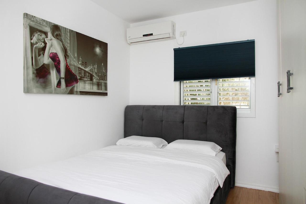 Apartments4You Betti บัตยัม ภายนอก รูปภาพ