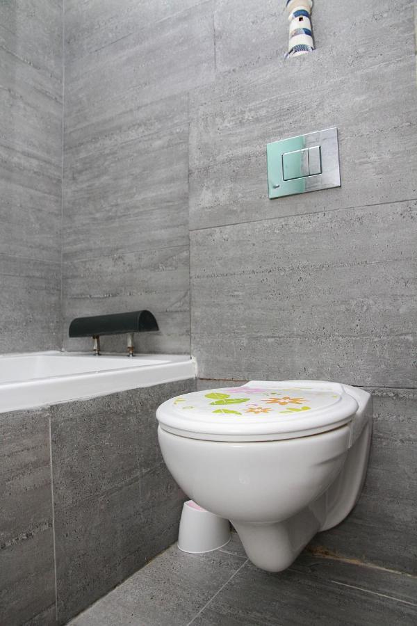Apartments4You Betti บัตยัม ภายนอก รูปภาพ