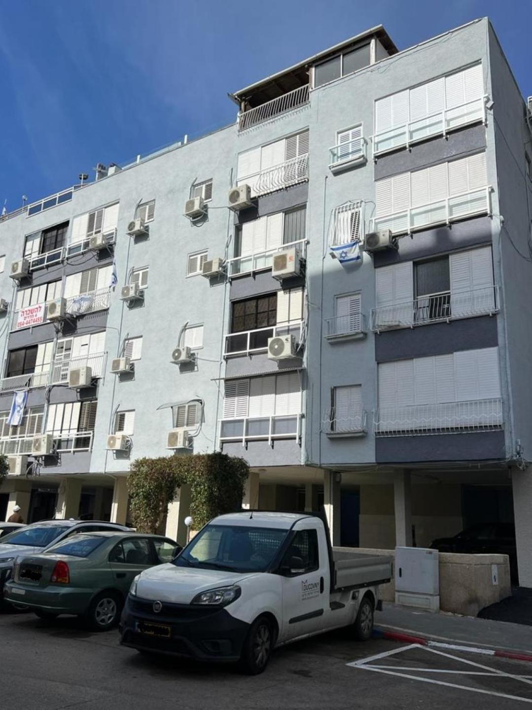 Apartments4You Betti บัตยัม ภายนอก รูปภาพ